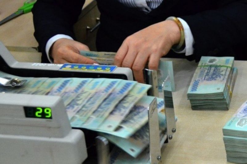 Trong khi lãi suất huy động có xu hướng tăng thì lãi suất cho vay vẫn được duy trì ở mức ổn định Trong khi lãi suất huy động có xu hướng tăng thì lãi suất cho vay vẫn được duy trì ở mức ổn định