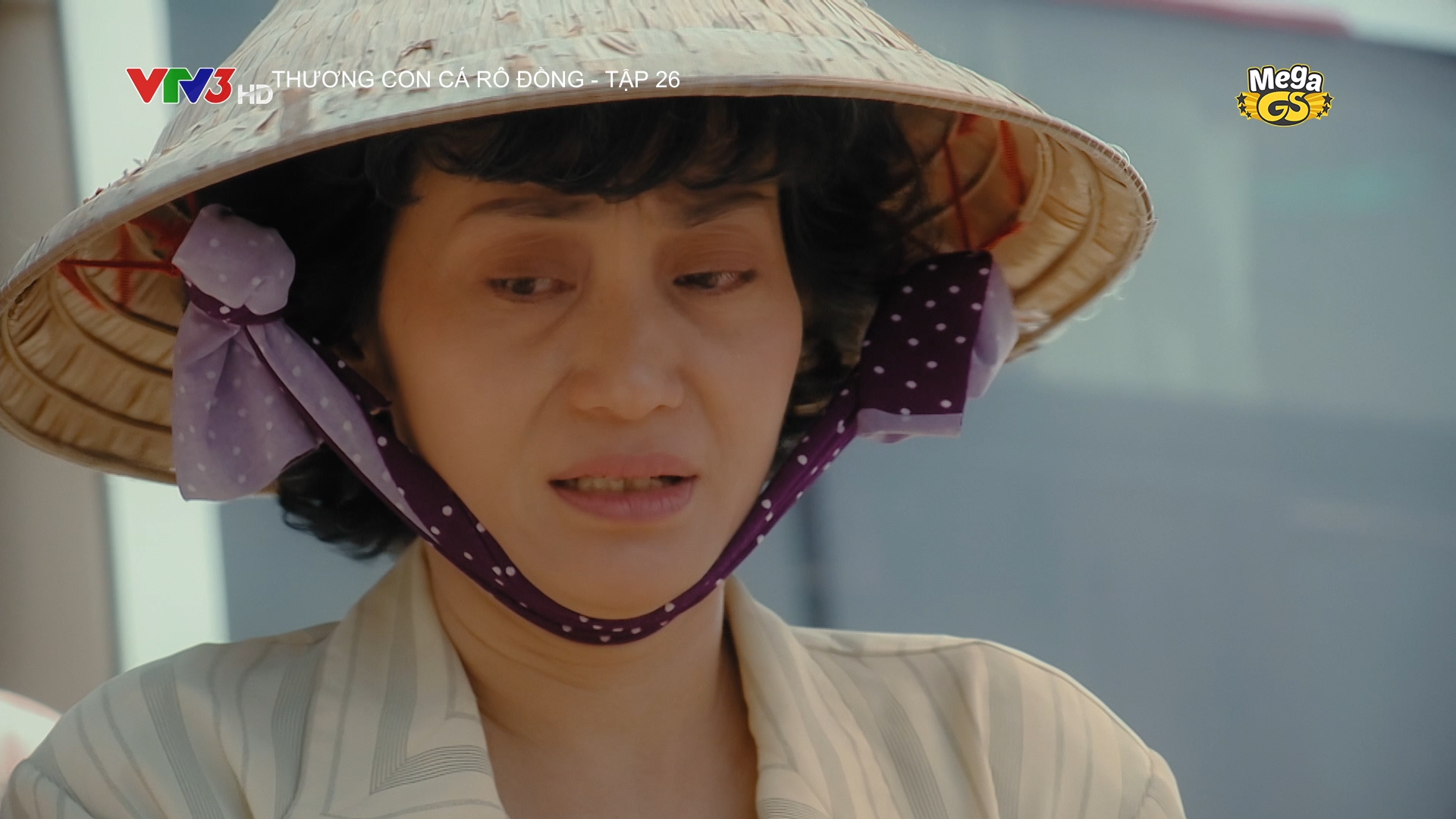 Dì Tư chia tay chị em Thương. Ảnh: NSX.