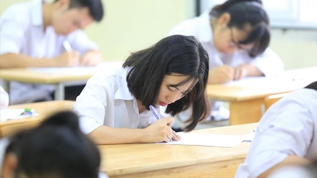 Điểm chuẩn đại học tăng đột biến: Thứ trưởng Bộ GDĐT lý giải