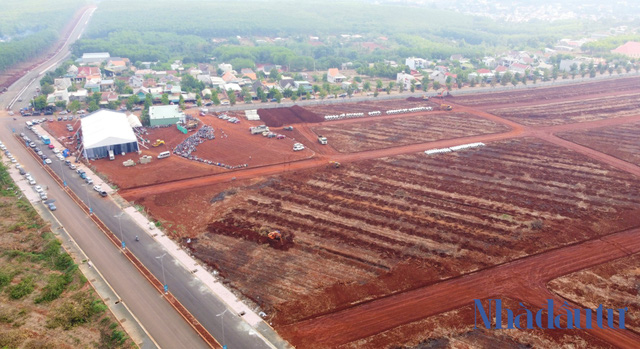Điểm danh các dự án pháp lý chưa đầy đủ đã mở bán rầm rộ tại Bình Phước - Ảnh 4. Điểm danh các dự án pháp lý chưa đầy đủ đã mở bán rầm rộ tại Bình Phước - Ảnh 4.