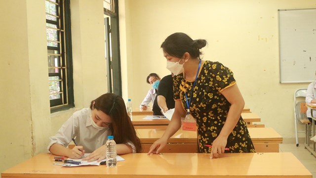Điểm sàn nhóm ngành sức khỏe, đào tạo giáo viên năm 2022 từ 17 đến 22 điểm