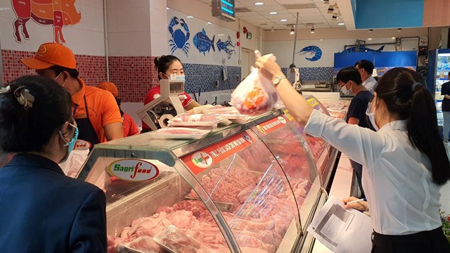 Doanh nghiệp bình ổn thị trường 'hụt hơi'