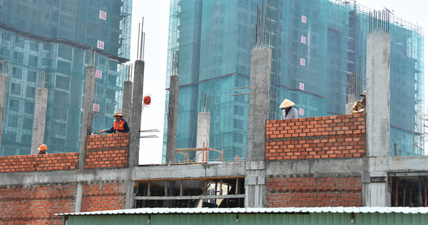 Doanh nghiệp xây dựng khóc ròng