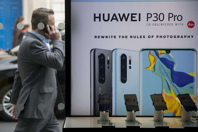 Doanh số smartphone Huawei có thể giảm mạnh năm nay