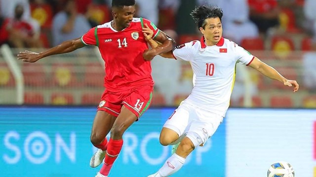 Đội tuyển Việt Nam tiếp tục bị trừ điểm nặng sau khi thua Oman