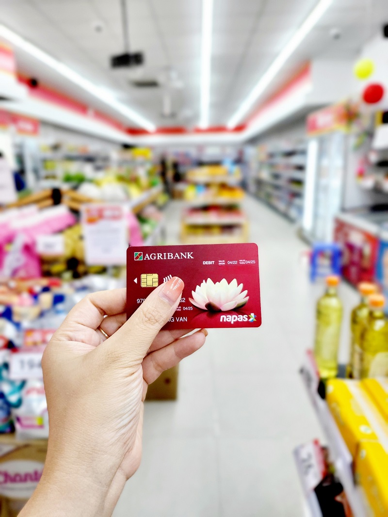 Hòa chung mùa lễ hội cuối năm, Agribank tung nhiều ưu đãi cho chủ thẻ tín dụng nội địa Lộc Việt