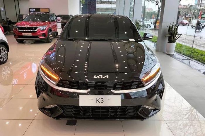 Kia K3 vẫn xếp sau Mazda3. Kia K3 vẫn xếp sau Mazda3.