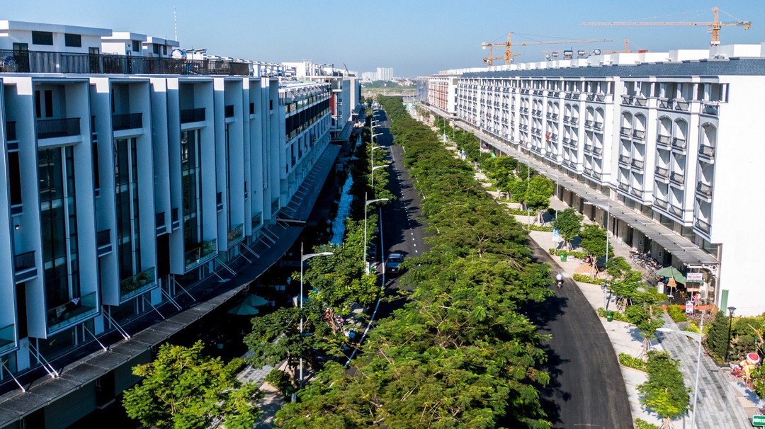 Dự án tỉ đô 'đổ bộ' thị trường bất động sản
