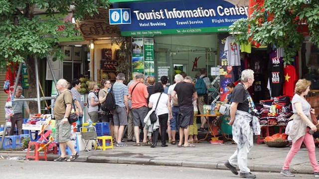 Du lịch Hà Nội tiến bước dài