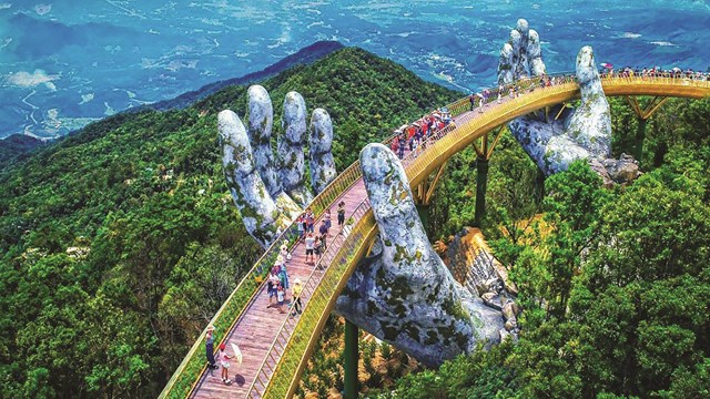 Du lịch nội địa: Từng bước hồi sinh