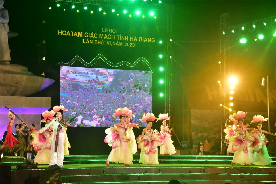 Du lịch phải trở thành ngành kinh tế mũi nhọn của Hà Giang 