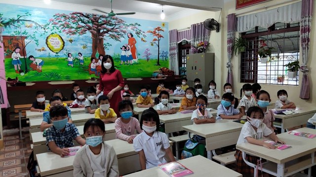 Dừng đến trường, không dừng học