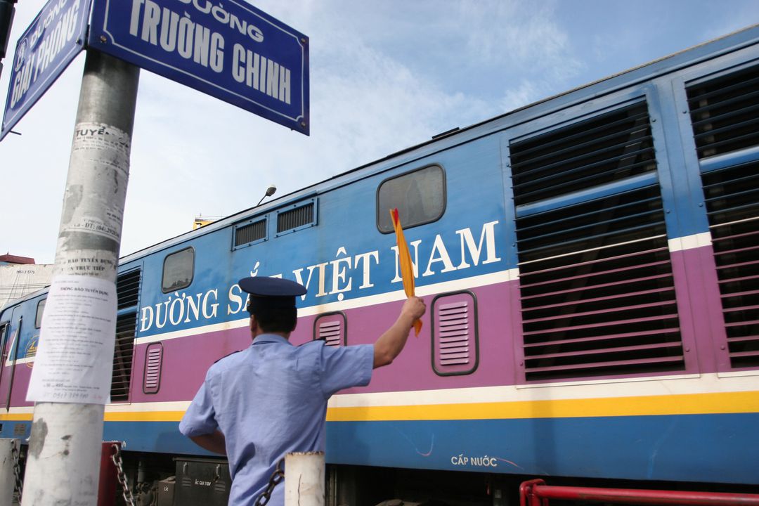 Đường sắt chật vật chờ vốn