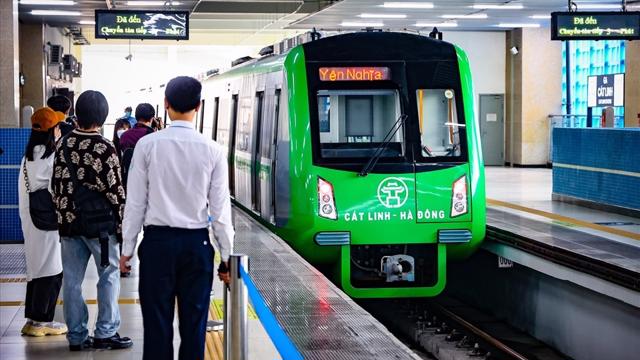 Hà Nội khởi công tuyến đường sắt đô thị số 5 Văn Cao – Hòa Lạc, vốn đầu tư hơn 72.000 tỷ đồng