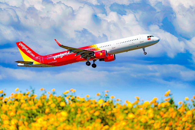 Đường về gần hơn cùng những chuyến bay 0 đồng của Vietjet, hỗ trợ phí xét nghiệm - Ảnh 3. Đường về gần hơn cùng những chuyến bay 0 đồng của Vietjet, hỗ trợ phí xét nghiệm - Ảnh 3.