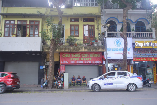 Ế ẩm “đất vàng” cho thuê Hà Nội do Covid 19 - Ảnh 6. Ế ẩm “đất vàng” cho thuê Hà Nội do Covid 19 - Ảnh 6.
