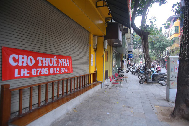 Ế ẩm “đất vàng” cho thuê Hà Nội do Covid 19 - Ảnh 9. Ế ẩm “đất vàng” cho thuê Hà Nội do Covid 19 - Ảnh 9.