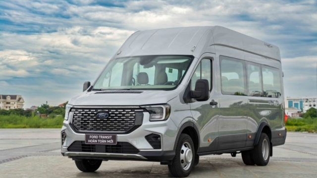 Ford Transit thế hệ mới ra mắt tại Việt Nam