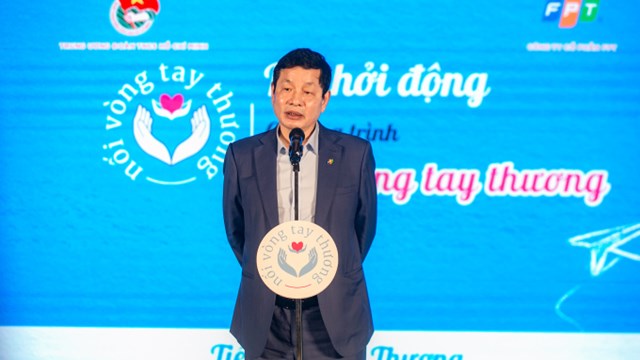 FPT hỗ trợ chi phí sinh hoạt, học tập cho trẻ em mồ côi tới 18 tuổi