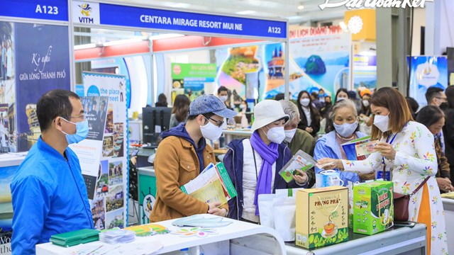 Gần 40 nghìn người tham gia Hội chợ VITM Hà Nội 2022