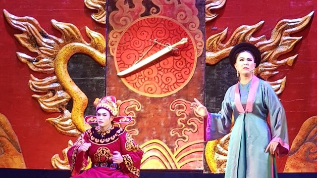 Ghi hình, phát sóng Vở Tuồng ‘Trung thần’: Cách làm để tồn tại giữa mùa dịch