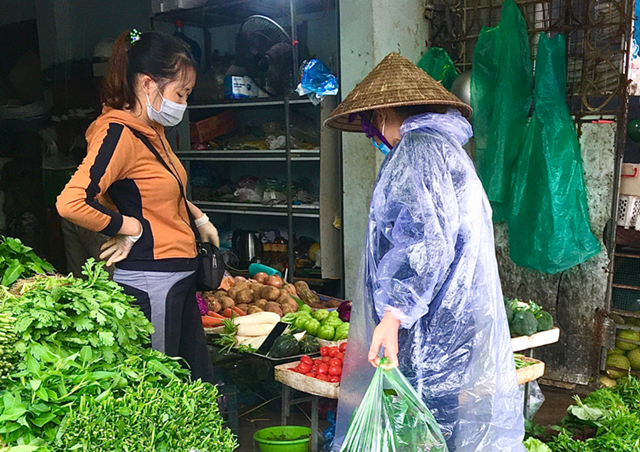 gi225-rau-dat-ngang-tien-thit-nguoi-d226n-ngao-ng225n-tieu-thuong-that-thu_1.png gi225-rau-dat-ngang-tien-thit-nguoi-d226n-ngao-ng225n-tieu-thuong-that-thu_1.png