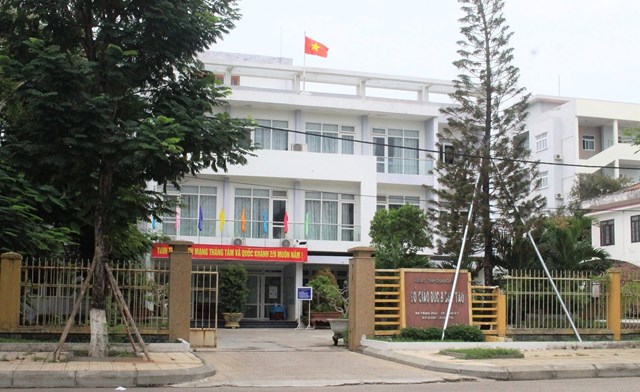 gi225m-doc-so-gd-dt-quang-nam-vu-dieu-dong-gi225o-vi234n-viec-l224m-c244ng-khai-d226n-chu_2.jpg