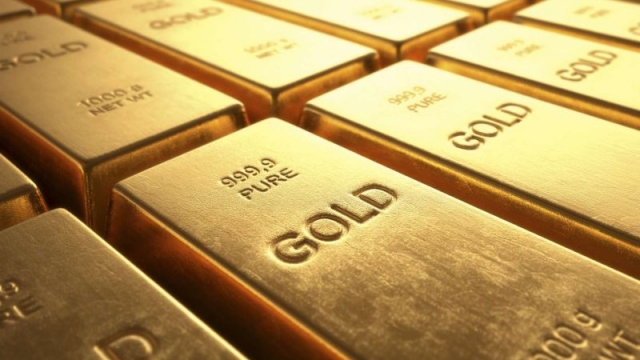Giá vàng hôm nay 13/12; Vàng trong nước giảm 400.000 đồng/lượng