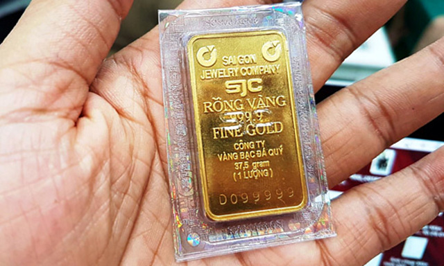 Giá vàng hôm nay 14/4: Vàng SJC giảm sâu 2 triệu đồng mỗi lượng ở cả hai chiều mua – bán