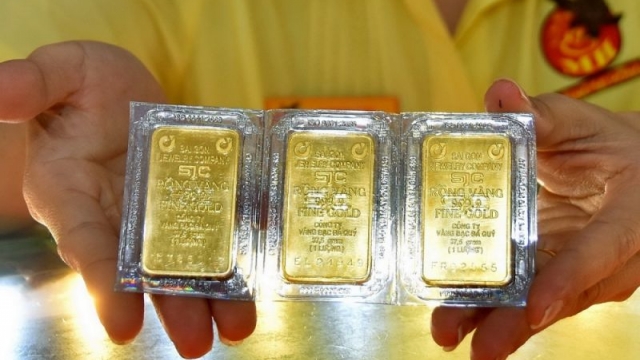 Giá vàng hôm nay 19/1: Vàng trong nước tăng 300.000 đồng/lượng