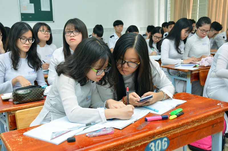 Từ xa xưa, người ta đã xem trọng việc học cũng như các cơ sở giáo dục Từ xa xưa, người ta đã xem trọng việc học cũng như các cơ sở giáo dục