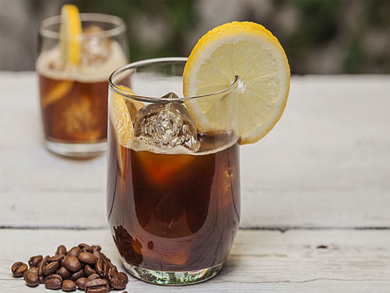 Giảm cân bằng cách uống cà phê với chanh có hiệu quả? 