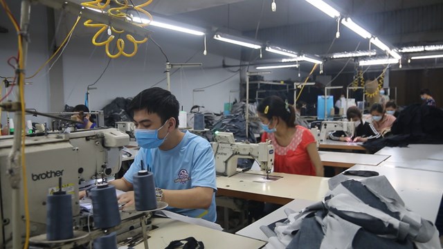 Giảm giờ làm, tăng giờ nghỉ đảm bảo sức khỏe người lao động hậu Covid-19