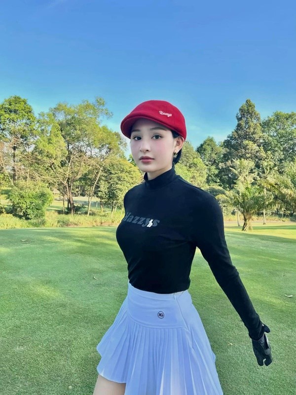 golf-th250-choi-thuong-luu-kh244ng-chi-cua-ri234ng-hien-ho_2.jpg