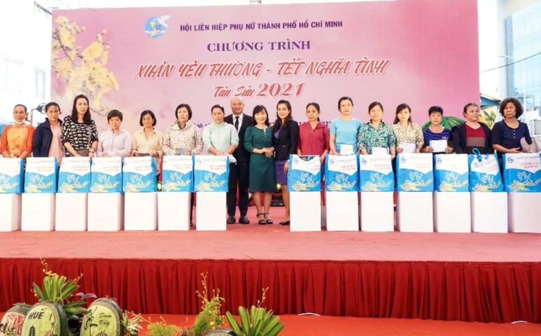 Góp sức chăm lo cho người nghèo đón tết