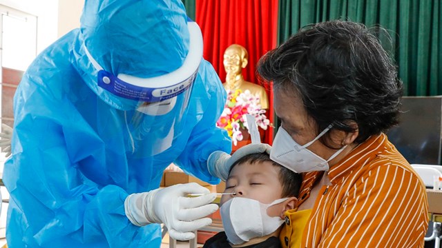 Hà Nội: 'Ổ dịch' tại phường Việt Hưng ghi nhận 12 ca dương tính