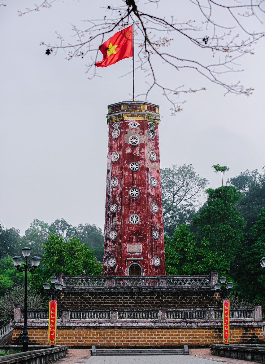 h224-noi-can-canh-tuyen-pho-di-bo-thu-4-sap-di-v224o-hoat-dong_2.jpg
