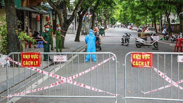 Hà Nội: Người phụ nữ bán hàng chợ Ngọc Hà sốt, mệt mỏi, xét nghiệm dương tính SARS-CoV-2