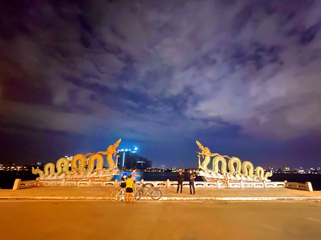 h224-noi-pho-van-nhon-nhip-ve-d234m-nhu-chua-he-c243-dich_14.jpg
