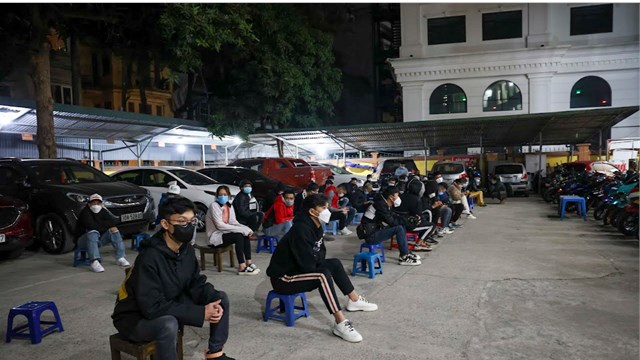 Hà Nội: Tóm gọn nhóm 'quái xế' tụ tập nẹt pô trên đường Võ Chí Công