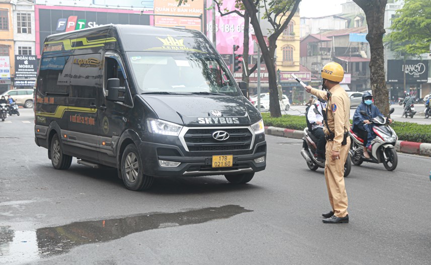 h224-noi-tang-cuong-c244ng-t225c-kiem-tra-xu-l253-xe-limousine-d243n-tra-kh225ch-t249y-tien_1.jpg h224-noi-tang-cuong-c244ng-t225c-kiem-tra-xu-l253-xe-limousine-d243n-tra-kh225ch-t249y-tien_1.jpg