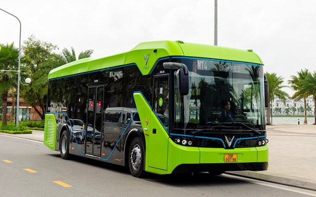 h224-noi-th237-diem-9-tuyen-xe-bu253t-dien_1.jpg h224-noi-th237-diem-9-tuyen-xe-bu253t-dien_1.jpg