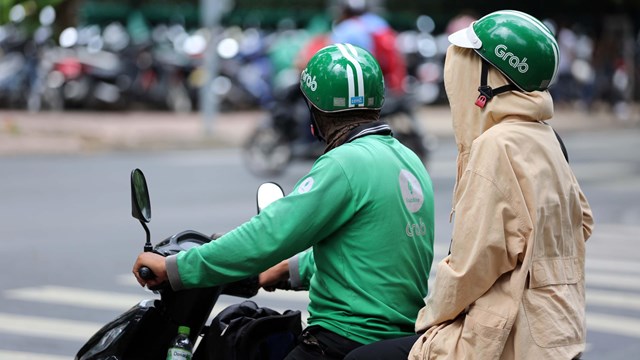 Hà Nội: Xe ôm công nghệ chính thức được hoạt động trở lại