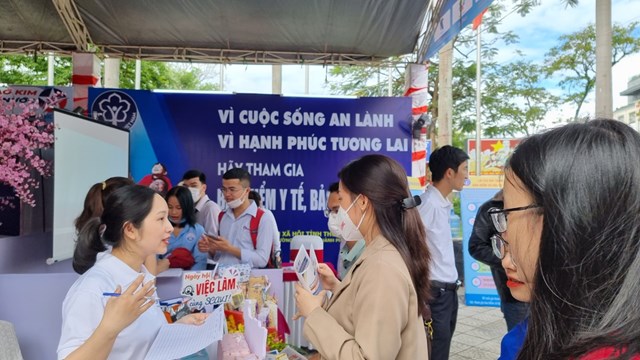 Hàng nghìn việc làm cho người lao động bị ảnh hưởng bởi đại dịch Covid-19