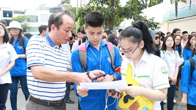 Hàng trăm trường ở Hà Nội xét tuyển vào lớp 10 bằng học bạ 