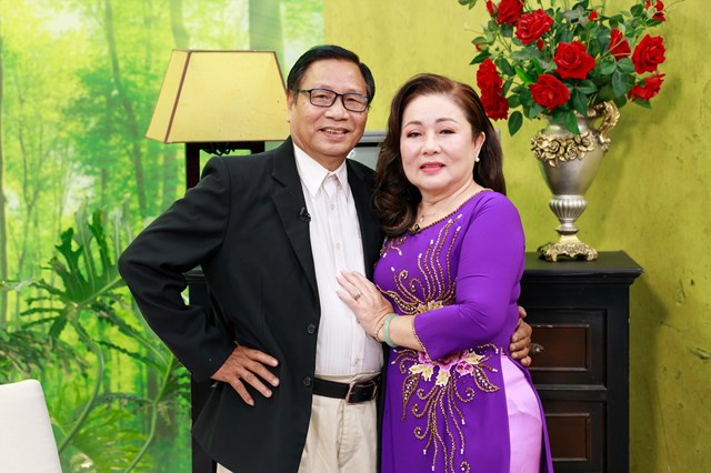 h244n-nh226n-45-nam-nhung-xa-vo-den-tan-30-nam-cua-nghe-si-phan-xu226n-thi_1.jpeg