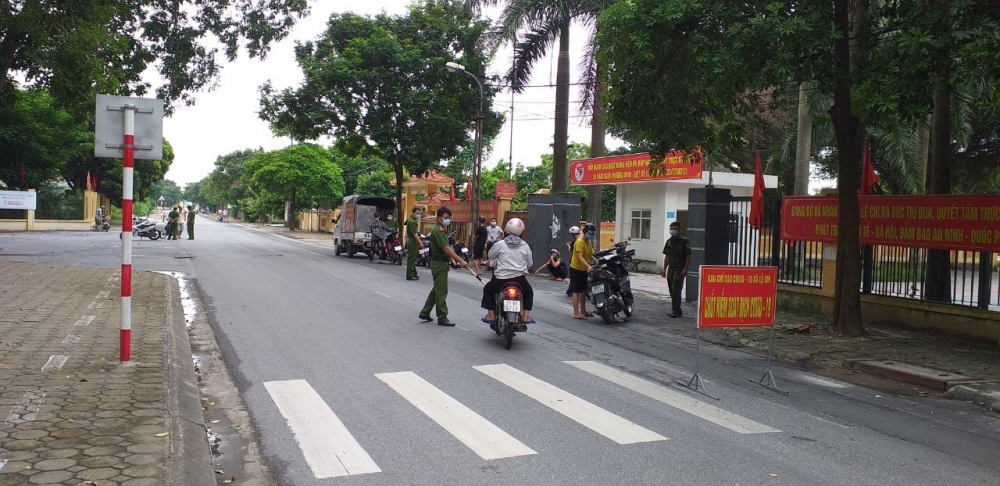 Hà Nội: Xử lý 1.077 vụ vi phạm quy định phòng, chống dịch, chuyển xử lý hình sự 04 vụ