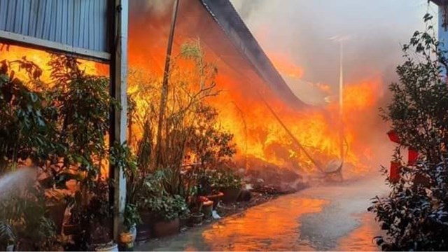Hải Dương: Cháy lớn tại Công ty Hồng Ngọc và Liên minh phát Nam Sách
