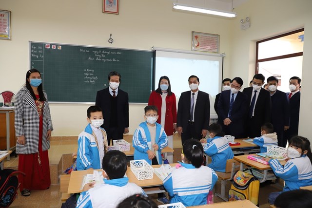 hai-ph242ng-ca-nhiem-l224-gi225o-vi234n-hoc-sinh-tang-nhanh_1.jpg hai-ph242ng-ca-nhiem-l224-gi225o-vi234n-hoc-sinh-tang-nhanh_1.jpg