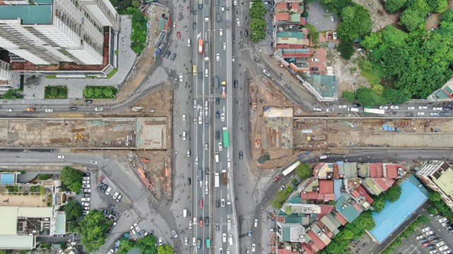 Hầm chui Lê Văn Lương chốt ngày hoàn thành, dân phấn khởi sắp thoát cảnh ùn tắc 